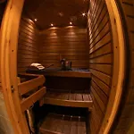Peaceful With Sauna & Balcony ロヴァニエミ