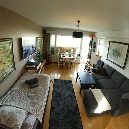 アパート Peaceful With Sauna & Balcony