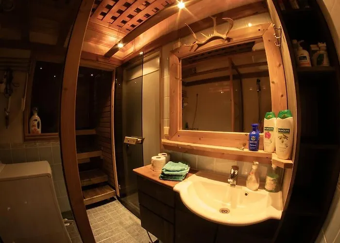 Peaceful With Sauna & Balcony * ロヴァニエミ